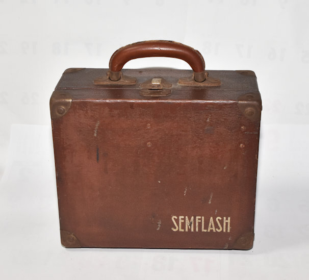 SEMFLASAH　セムフラッシュ用ケース　フランス製　FRANCE