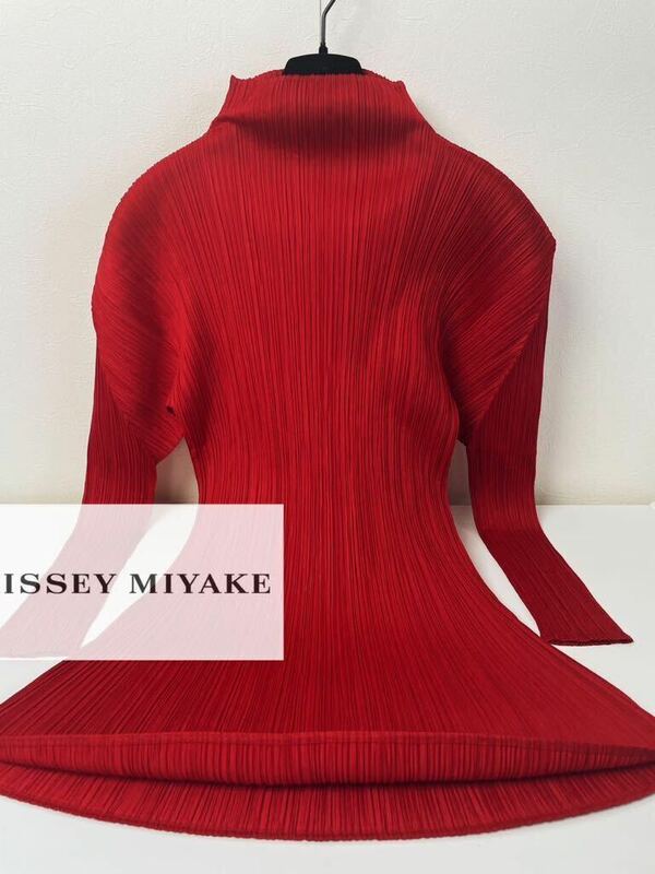 e7極美品●イッセイミヤケ PLEATS PLEASE●ISSEY MIYAKE●高級チュニック　ワンピース　レディース 日本製 正規品　フォーマル　おでかけ