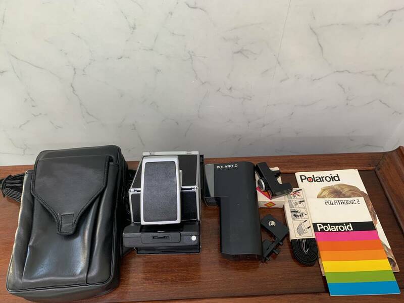 POLAROID　ポラロイド　SX-70　LAND　CAMERA　2352　ランドカメラ　SONAR　AutoFocus　ストロボ付　ジャンク品