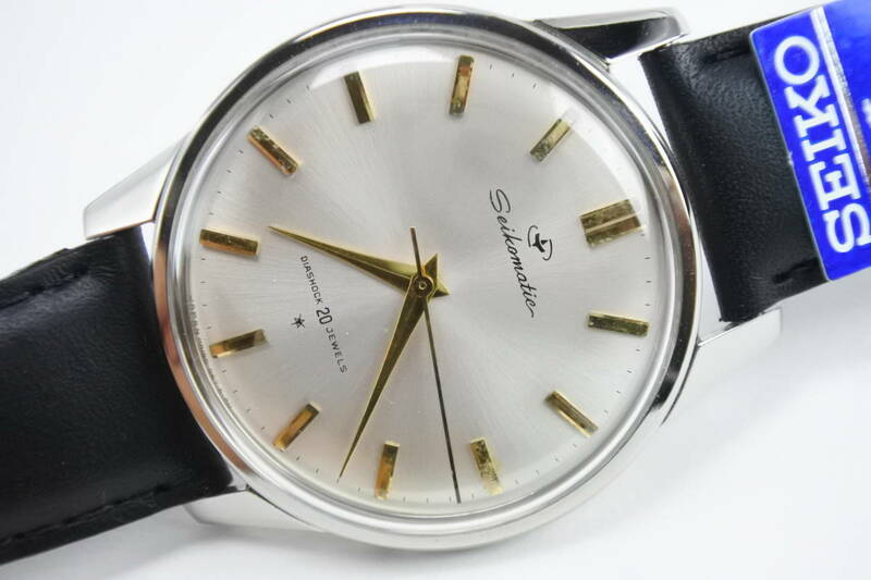 ☆1960年代名機　SEIKO　 SEIKOMATIC ２０石 高級自動巻紳士時計 純正セイコー新品革ベルト　極上美品
