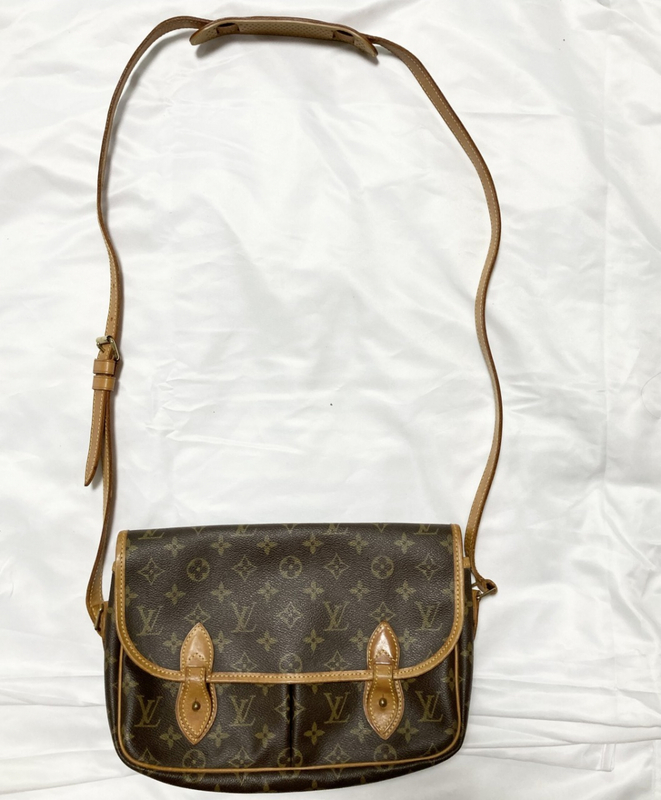 【ト石】ルイ・ヴィトン LOUSI VUITTON ショルダー 肩掛け かばん バッグ PARIS made in France AR0994 EAZ01ZZS02