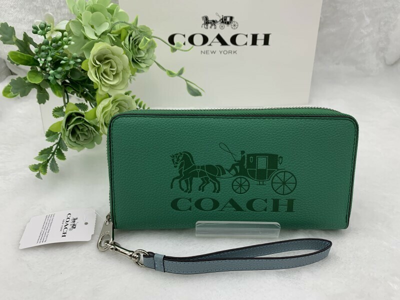 コーチ COACH 長財布 財布 グリーン エンボス レザー ストラップ付き ロング ジップ ホースキャリッジ 馬車 新品 ファッション C5889 C225