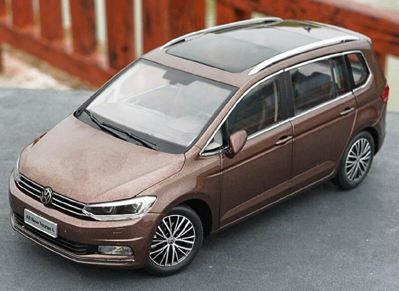 ▲入手困難！Brown！VW特注 1/18 Volkswagen フォルクスワーゲン NEW Touran L 新品