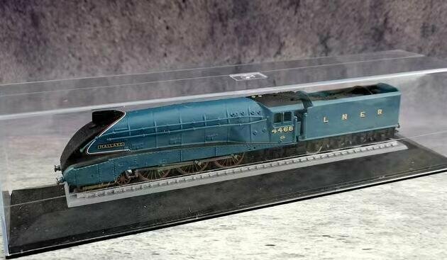 ▲CORGI MALLARD 蒸気機関車