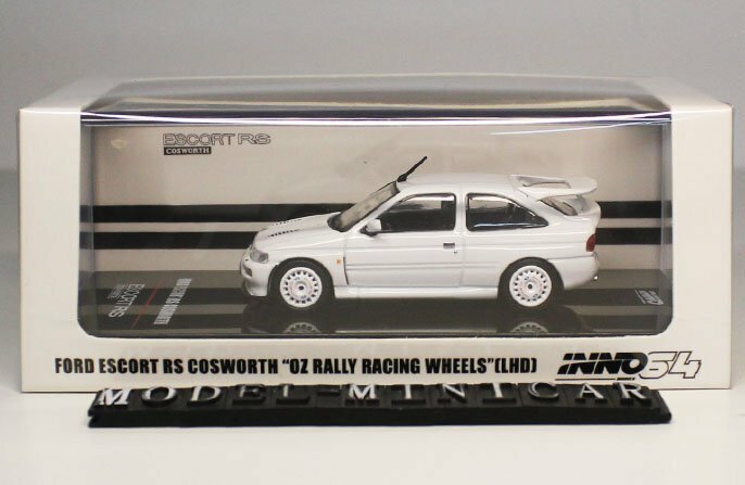 ▲超希少！白！INNO 1/64 Ford フォード Escort RS Cosworth OZ 新品