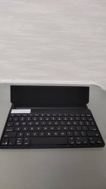 ZAGG Flex スリム、ポータブル、ユニバーサルキーボード