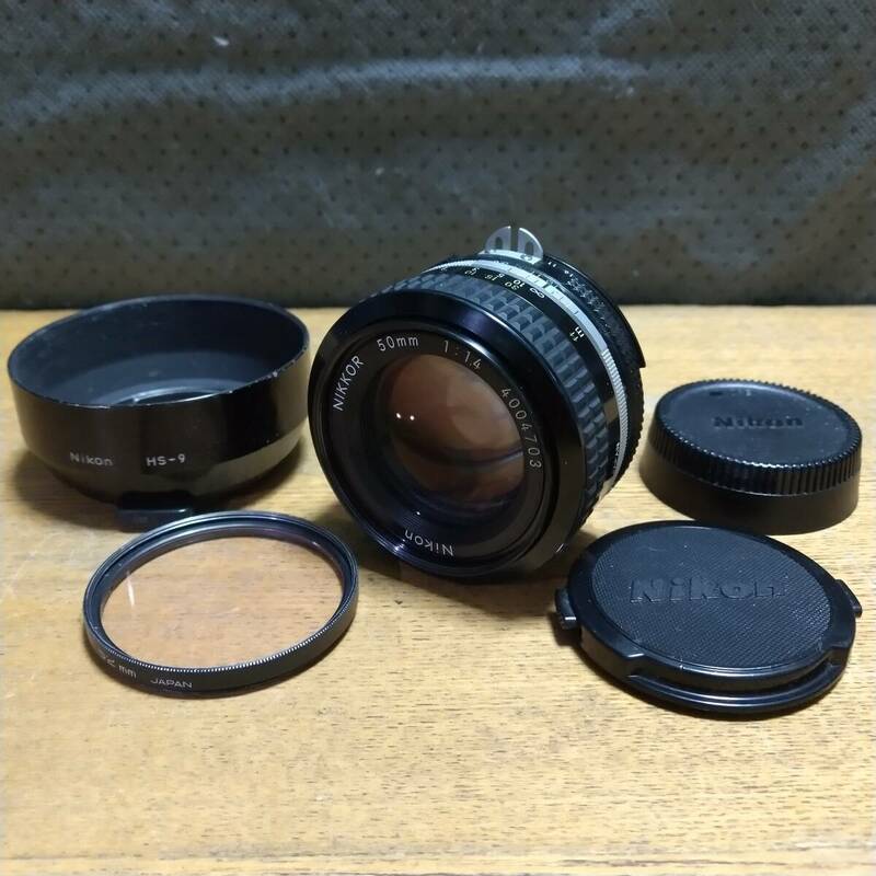 【美品】★Nikon Ai NIKKOR 50mm F1.4 単焦点レンズ 光学クリア! ★動作品★