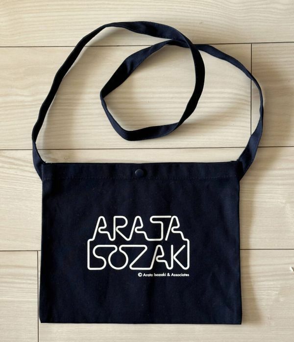 磯崎新　ショルダーバッグ　米寿記念　布製　未使用品　ARATA ISOZAKI ロゴデザイン
