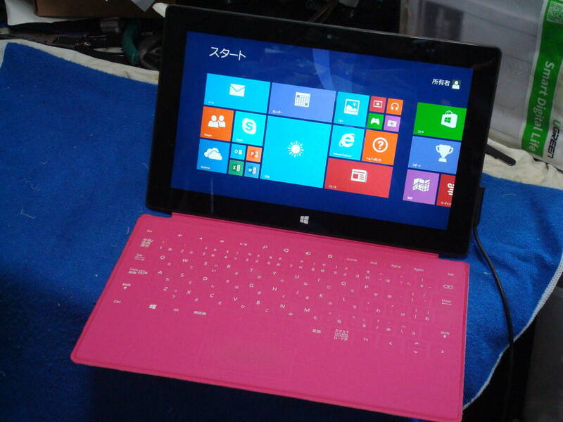 Microsoft 10.1インチ Surface Windows RT 8.1 NVIDIA 4Core TEGRA3 メモリ2GB SSD 32GB Model 1516 リカバリ済美品 