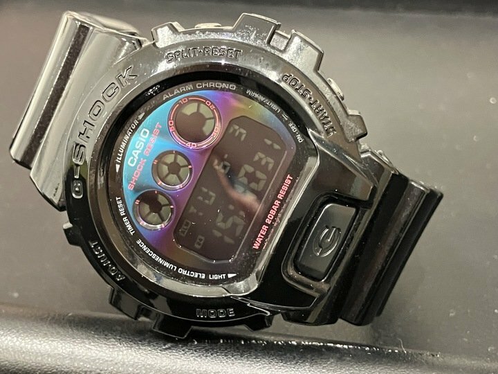 【I45435】CASIO G-SHOCK DW-6900RGB カシオ 腕時計 メンズ時計 ブラック レインボー文字盤 中古品