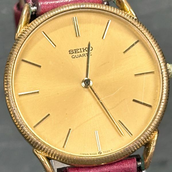 1970年代製 SEIKO セイコー QUARTZ クオーツ 9020-7000 腕時計 アナログ ゴールド文字盤 ヴィンテージ 諏訪精工舎 電池交換済み 動作確認済