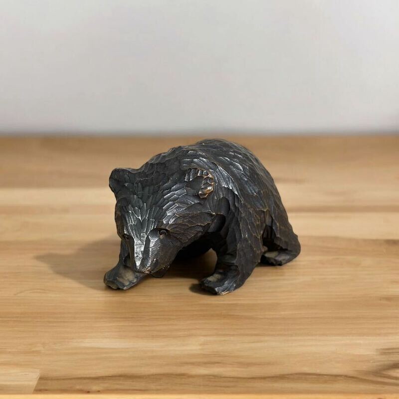 置物 木彫 木彫り オブジェ 彫刻 熊 民芸品 手のひらサイズ　小熊　北海道 郷土玩具 アイヌ レトロ　モダン　和風