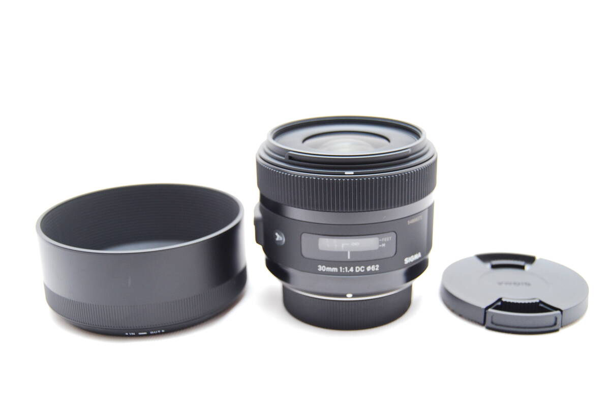 ★未使用　SIGMA 30mm F1.4 DC HSM　シグマ　ニコン用★