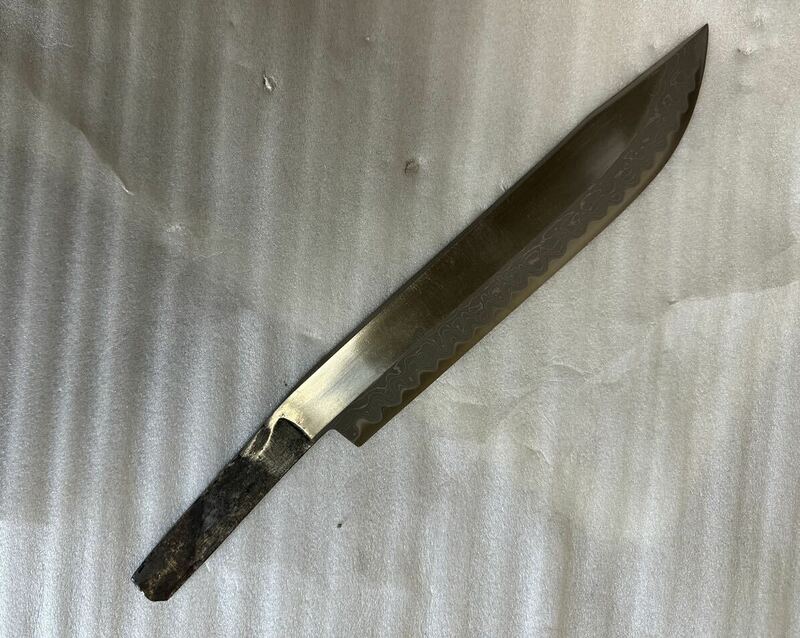 剣鉈 墨流し　(山鉈 狩猟刀)　ナイフ　ナタ 小刀 ナイフ　柄なし A05