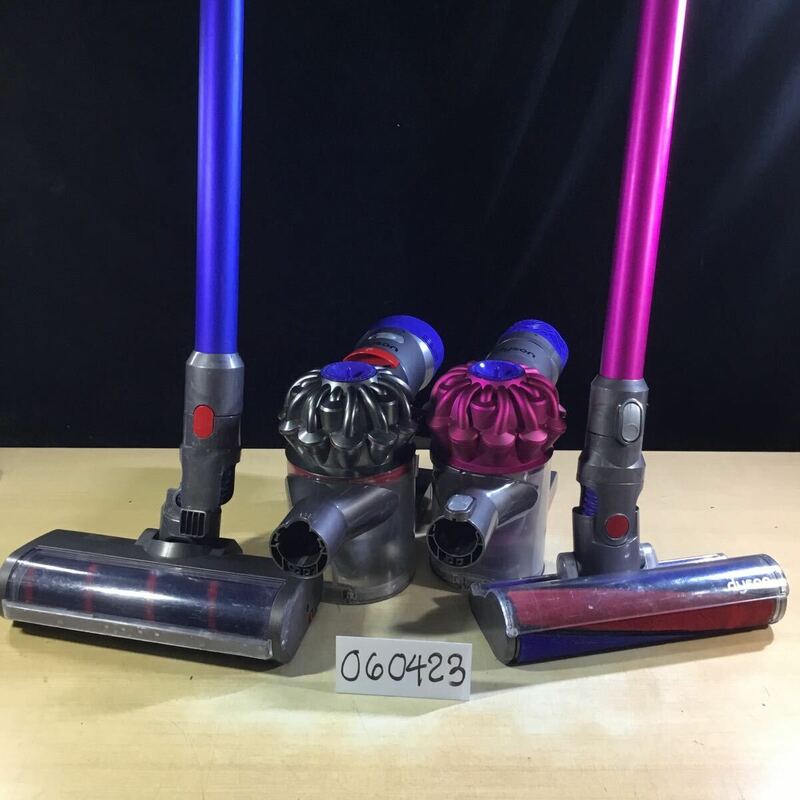 (060423G) dyson SV07 SV11 サイクロン式コードレスクリーナー ジャンク品 2台セット 