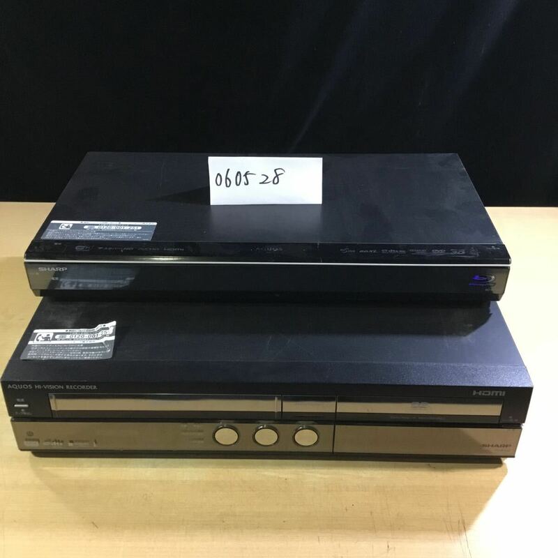 (060528G) SHARP BD- W1100 ブルーレイディスクレコーダー/ V-ACV52 VHS DVD HDDレコーダー ジャンク品 2台セット