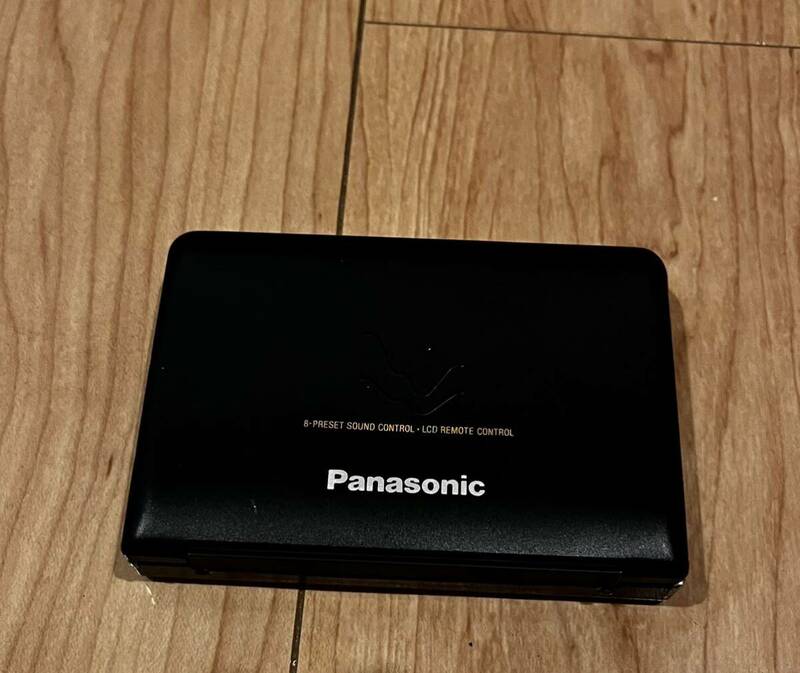 パナソニック　panasonicポータブルカセットプレーヤー　RQ-S60現状品