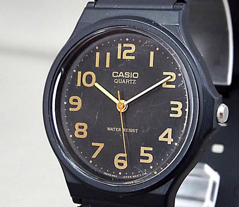 EU-9787■CASIO カシオ メンズ腕時計 MQ-24 3針 丸型 中古