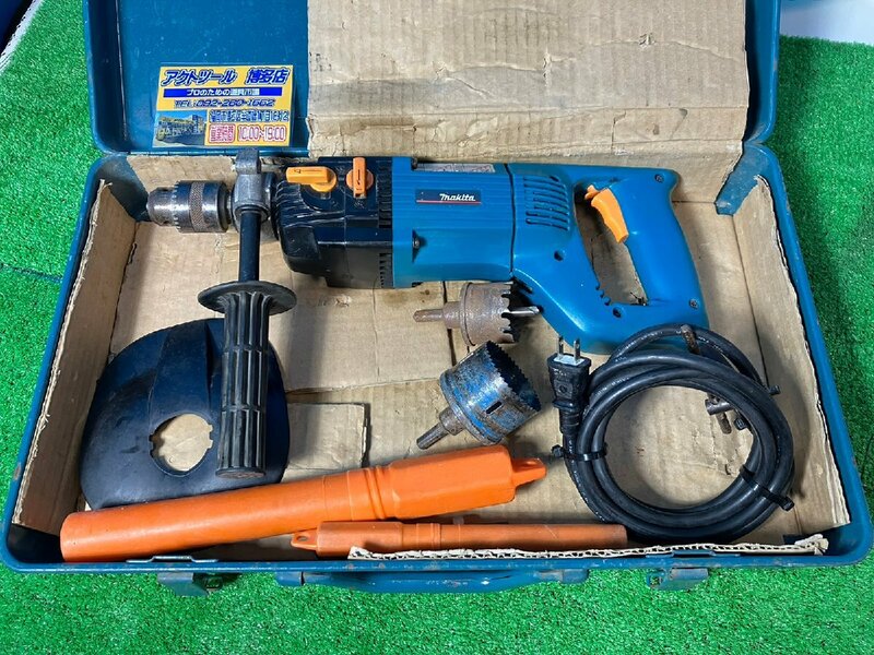 【中古】 makita マキタ　ダイヤコア 震動ドリル　8406C 【博多店】 サイディングコア：170mm　ダイヤコア：120mm　チャック：2～13mm