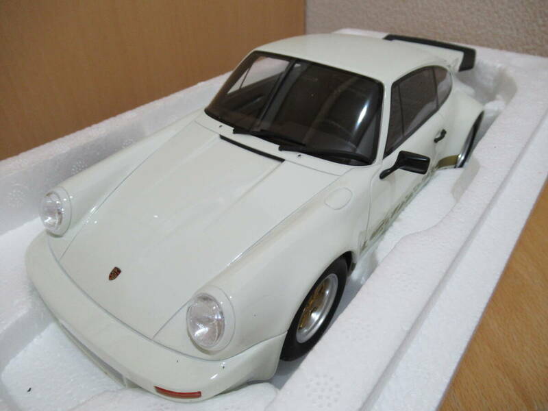 ★世界限定999台　1/18　GT-Spirit　PORSCHE　ポルシェ　911　3.0　Carrera RS　1974年（白）★　