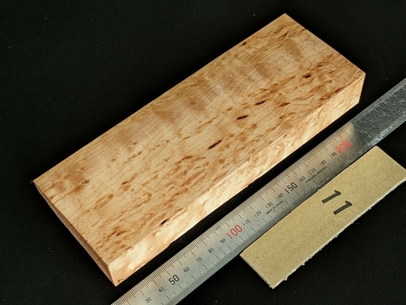 ◆楓　カエデ　杢あり　板材◆ ペンブランク　ハンドル材等◆　〜210mm×〜75mm×〜32mm ⑪◆