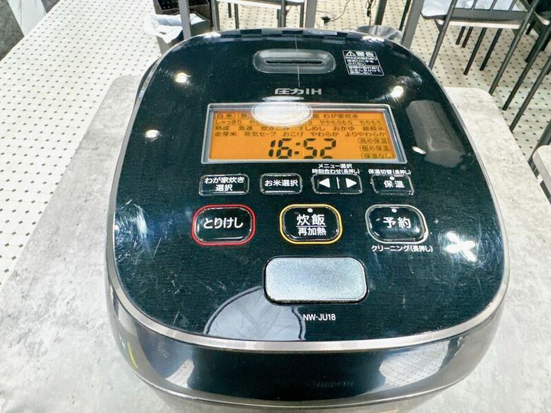NW-JU18 BA 象印 ZOJIRUSHI 圧力IH炊飯ジャー 炊飯器 (一升炊き)　2019年製 通電確認済み 動作品　蒸気漏れ　中古（ス254）