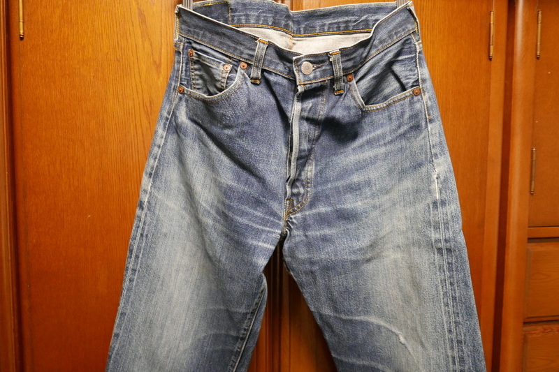 USA製　アメリカ製　LEVI'S 501XX 1955モデル　バレンシア縫製　made in U.S.A. W33　ヒゲ　ハチノス　古着