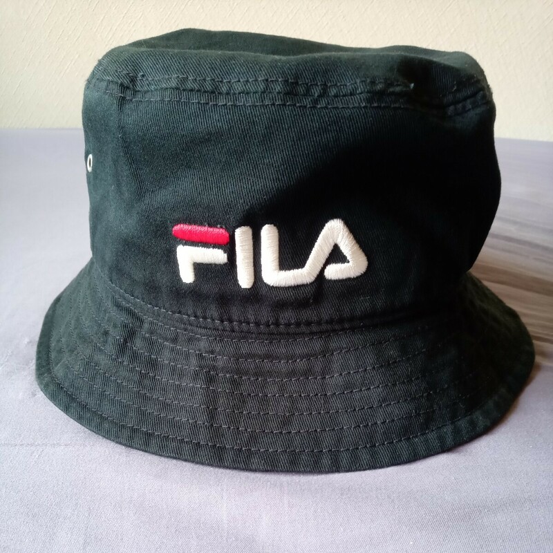 FILA バケットハット 黒 56cm 中古