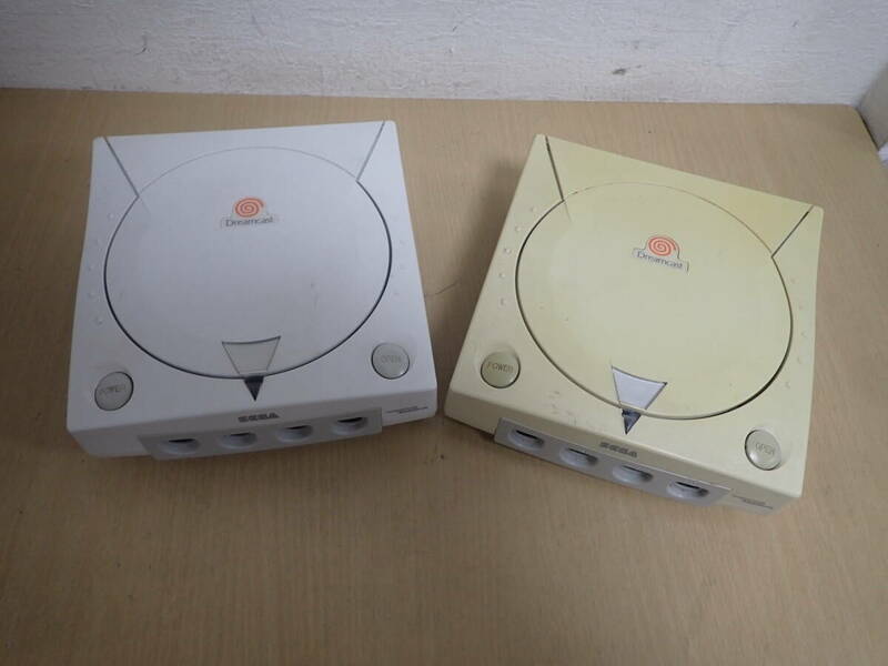 「6062/S5B」まとめて2点 SEGA セガ ドリームキャスト 本体のみ ゲーム機 HKT-3000 ジャンク Dreamcast