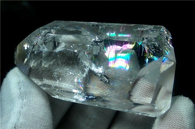 AAA級☆高透明度レインボー天然水晶原石179B3-78B03b