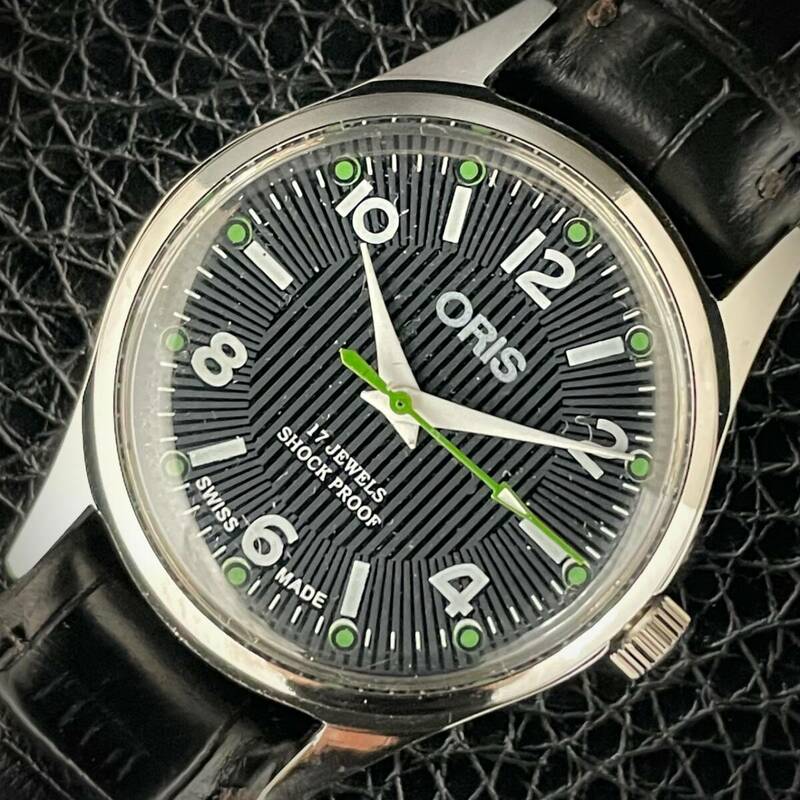 ◆激熱人気◆ 美品 ORIS オリス 1970'S ヴィンテージ 腕時計 メンズ手巻き アンティーク スイス 文字盤ストライプ １