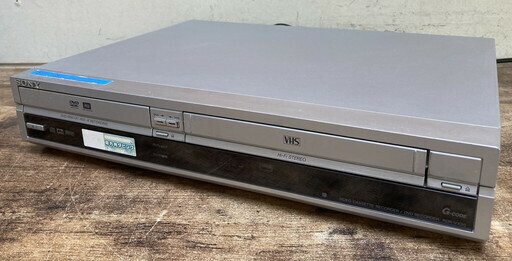 【に-6-3】100 SONY スゴ録 RDR-VX30 VHSビデオ一体型DVDレコーダー 2005年製 通電OK 動作未確認 ジャンク品