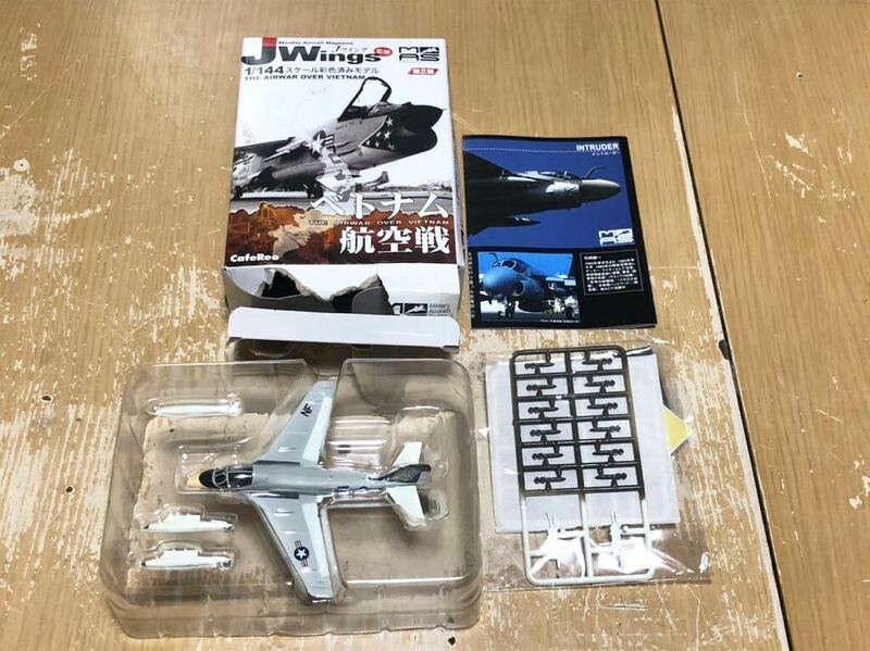 † Jウイング 第三弾 ベトナム航空戦 A-6A VA-115 Arabs イントルーダー プラモデル 模型 1/144 カフェレオ