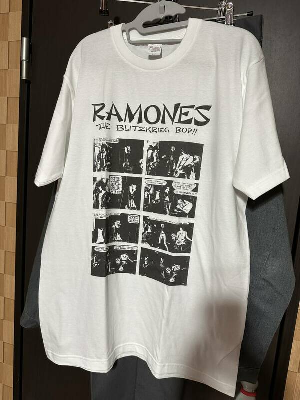 RAMONES - Blitzkrieg Bop!! ☆UK シングルピクチャースリーブTシャツ☆新品☆パンクTシャツ/バンドTシャツ