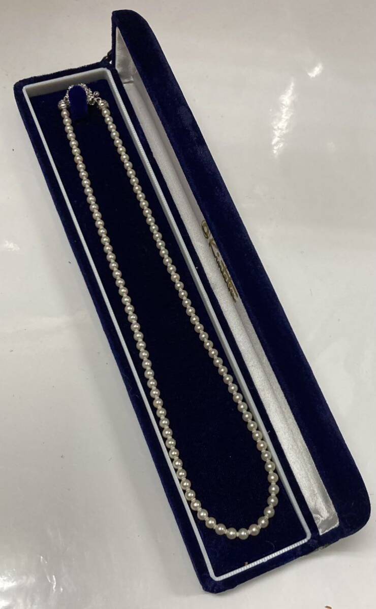 近鉄百貨店 真珠 パール ネックレス 美品♪ SILVER 刻印 全長：約42cm ケース付 近鉄 百貨店 本真珠 アコヤ