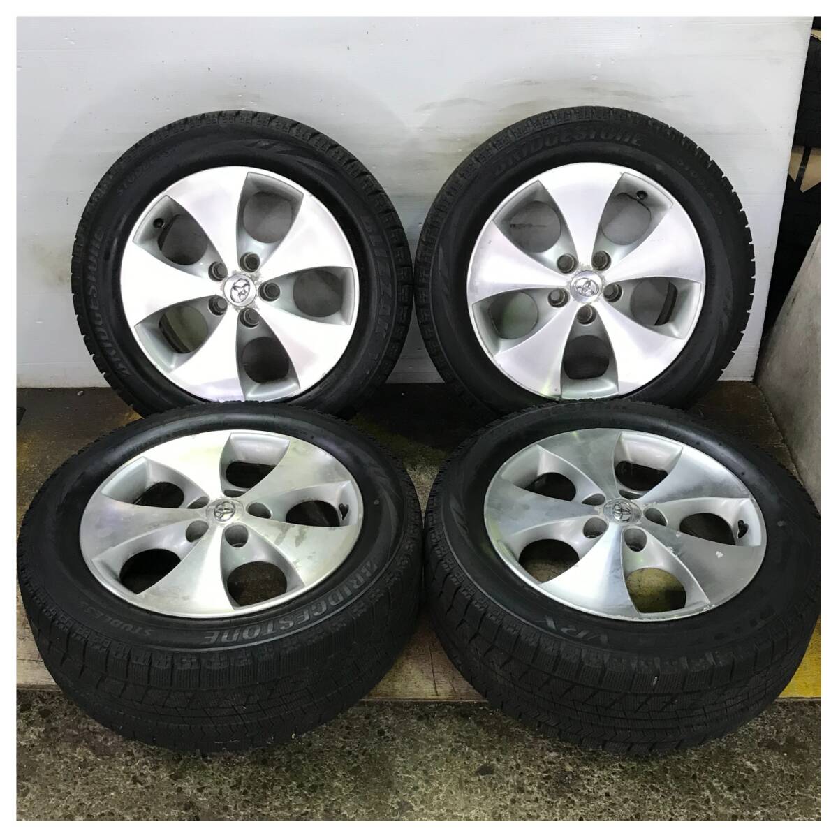 3 BRIDGESTONE BLIZZAK VRX 225/55R17 2020年製 8分目 トヨタ エスティマ C-HR ヴェルファイア アルファード 等 *7897