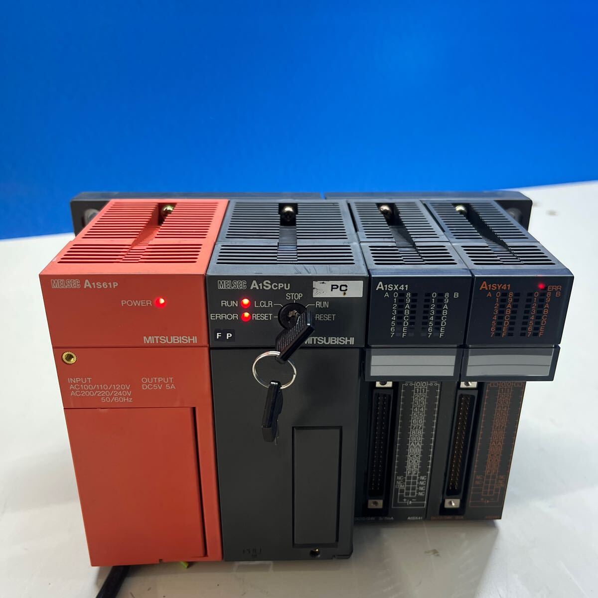 MITSUBISHI　A1S61P　A1Scpu　A1SX41　A1SY41　シーケンサ　通電確認のみ　