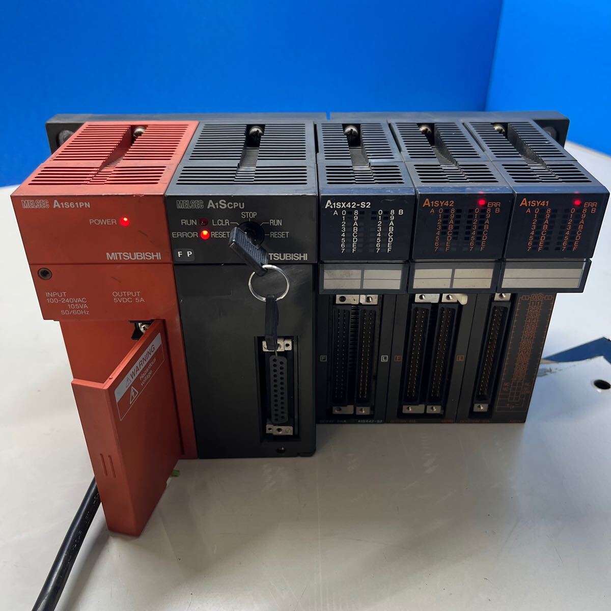 三菱電機 MELSEC A1S61PN /A1Scpu/A1SX42S2 /A1SY42/A1SY41シーケンサ 