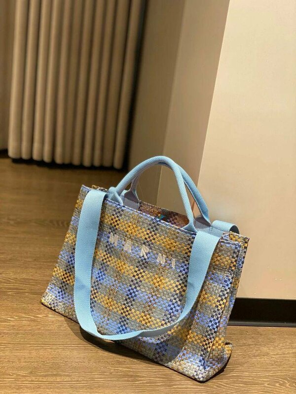 ファッション 新作 Marni マルニ編みバッグバッグ トートバッグ