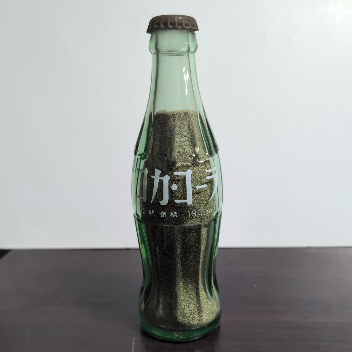 コカコーラ 空きビン 空き瓶 190ml コカ・コーラ 昭和レトロ インテリア(奥)