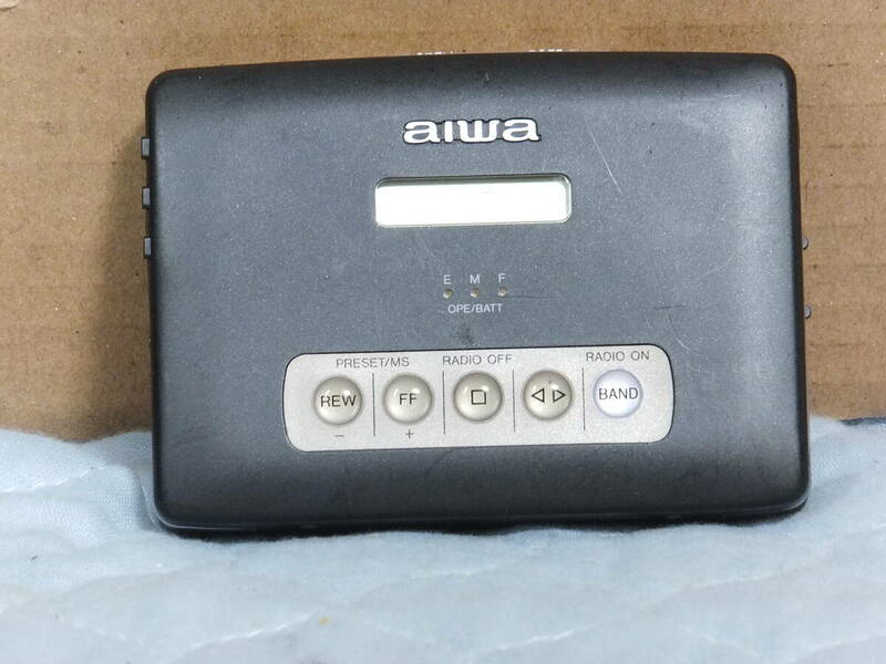 AIWA RX650 ポータブルカセットプレーヤー　ジャンク