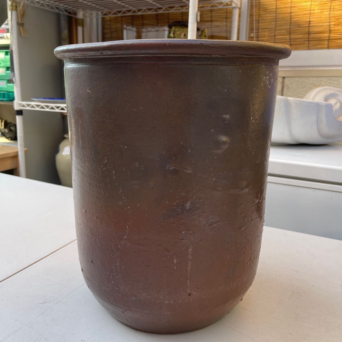 まる鉢　カメ　ガーデニング 陶器製　高さ約36㌢　直径約30㌢　ミ-8