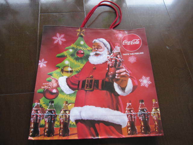 新品・非売品　Coca Cola　コカ・コーラ×ロフト　クリスマス　コラボレーション　紙袋　ショップ袋　大サイズ　 貴重品　コカ・コーラ