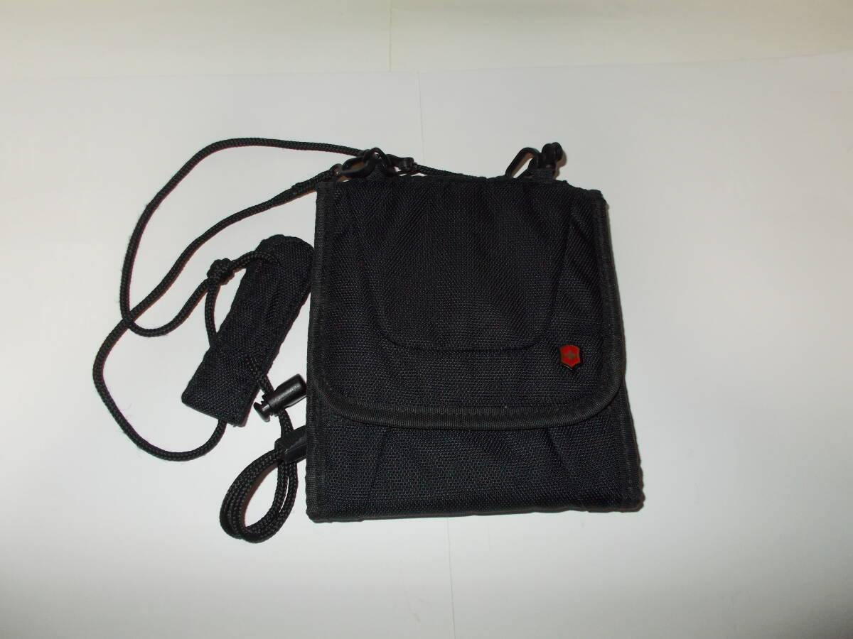 ●VICTORINOX/ビクトリノックス【ストラップ付三つ折り財布】黒●