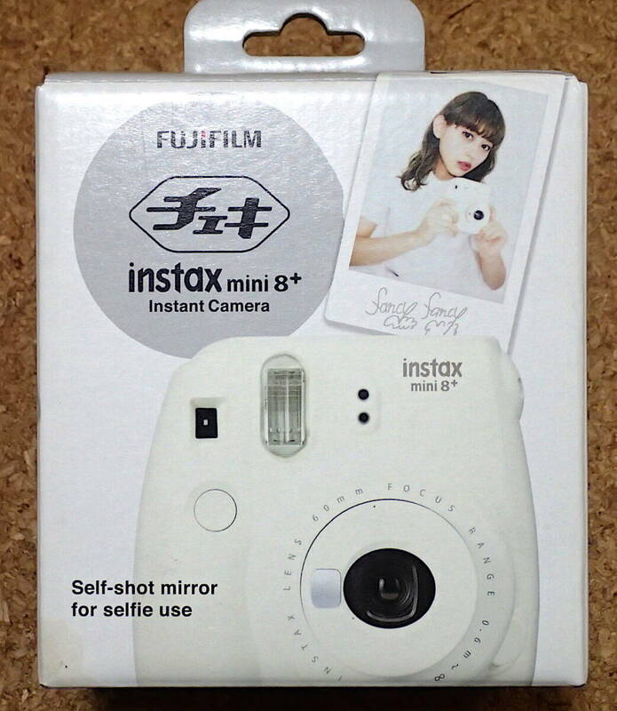 FUJIFILM インスタントカメラ チェキ　instax mini 8+ 新品未使用を特価100円でスタートします！