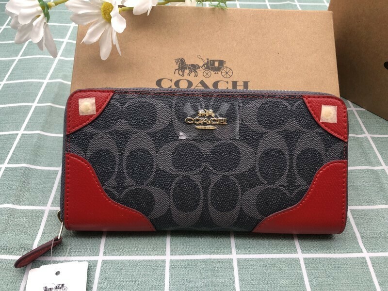 COACH コーチ 財布 長財布 レザー プレゼント 贈り物 ウォレット ラウンドファスナー ギフト ブランド 新品 未使用 ロゴ シグネチャー A188