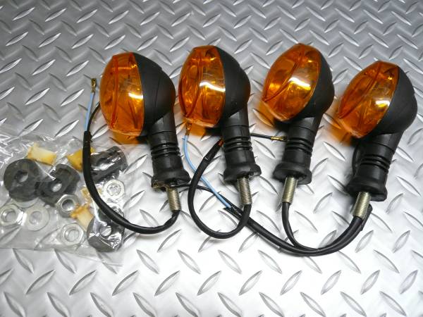 同梱発送できます　ATV 四輪バギー　バイク併用 ウインカー 4本セット