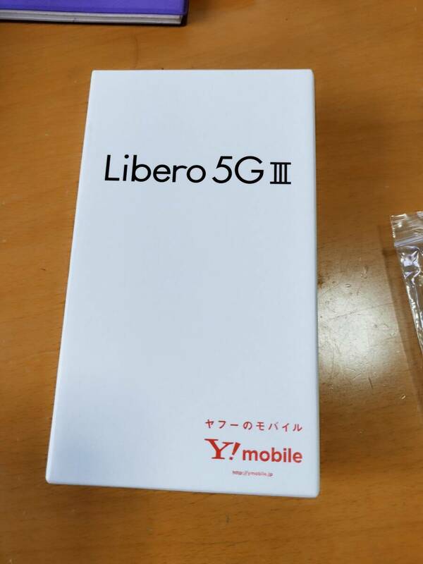 Libero 5G III A202ZT Y!mobile パープル　シムフリー