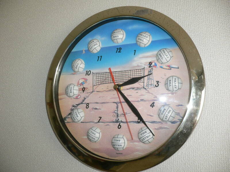◆◇　ビーチバレー デザイン　掛け時計　（0710）　◇◆