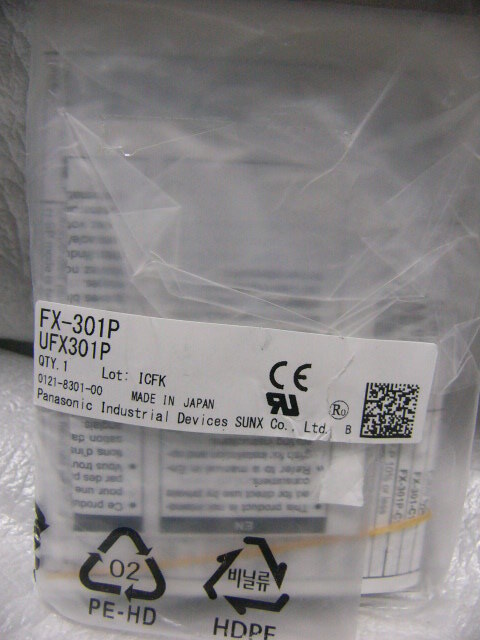 ★未使用★ Panasonic FX-301P / UFX301P デジタルファイバセンサ 複数有